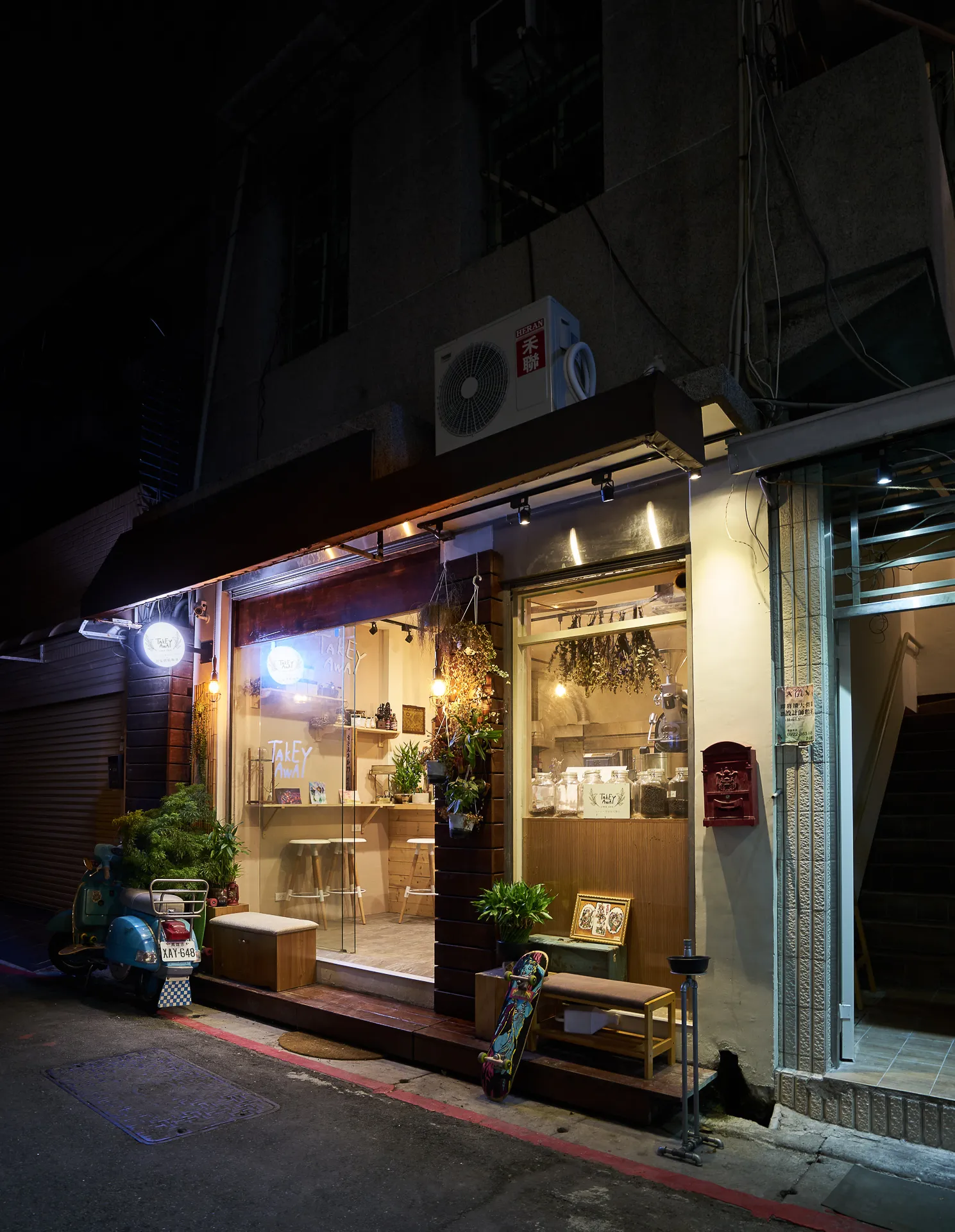 士林．TakeAway 咖啡｜商業空間｜商業裝潢｜店家裝潢｜柒號設計｜柒號空間設計