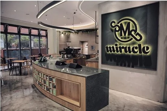 信義．Miracle｜商業空間｜商業裝潢｜商店裝潢｜柒號設計｜柒號空間設計