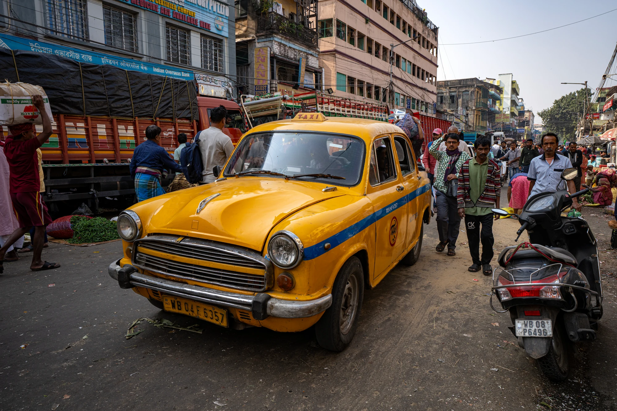 Femme vendeuse au marché de Calcutta © Patrick Frilet