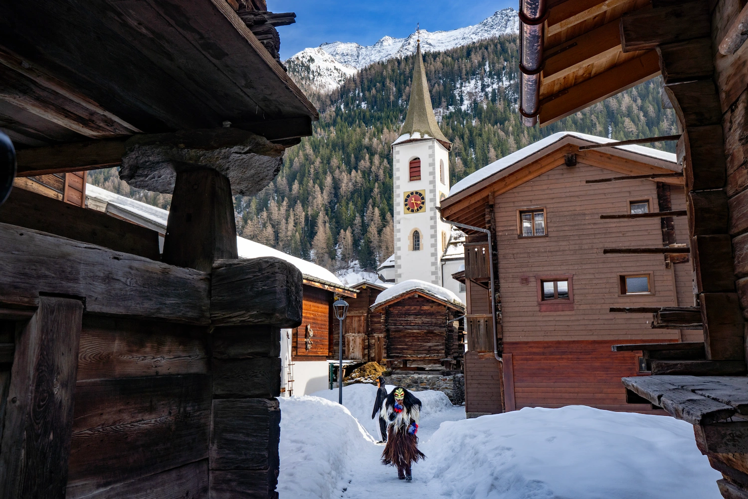 Suisse, Valais, les Tschäggättäs pendant le carnaval dans la vallée du Lôtschental