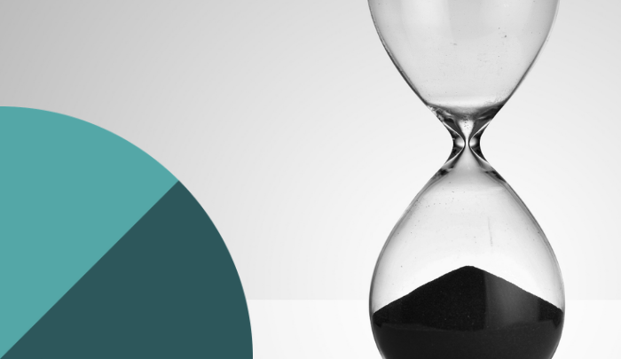Sanduhr mittig mit Designelement