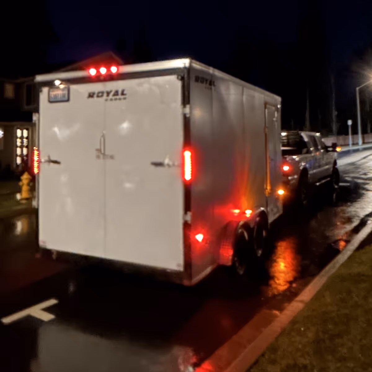 Ebai’s Landscaping trailer in Oak Harbor, Washington used for professional lawn care and landscaping services near me