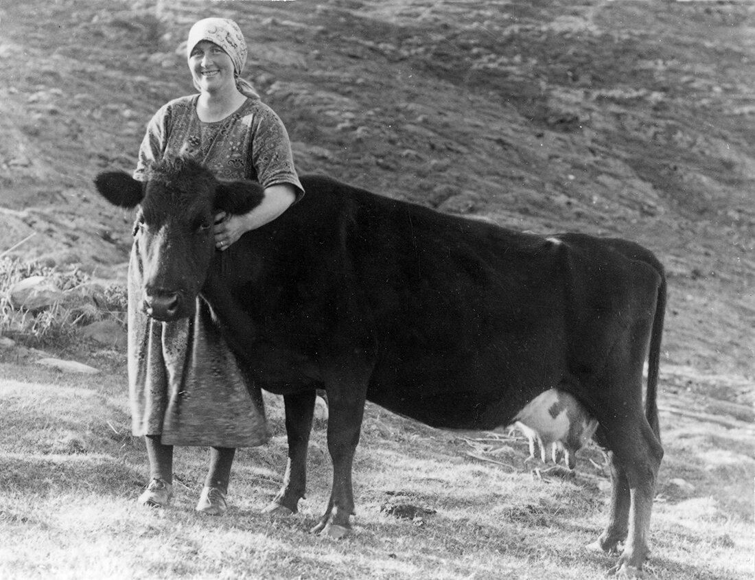 Lotte i Kvalholmen i 1928. Foto: Emelius Nyholmen/Norges arktiske universitetsmuseum