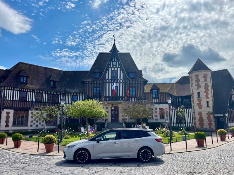 Repairly service image