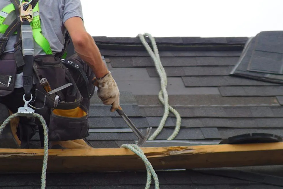 Emergency Roof Repair: What Southlake Homeowners Need to Know