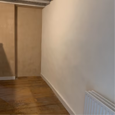 Renovation-des-murs-maison-badigeon-à-la-chaux  