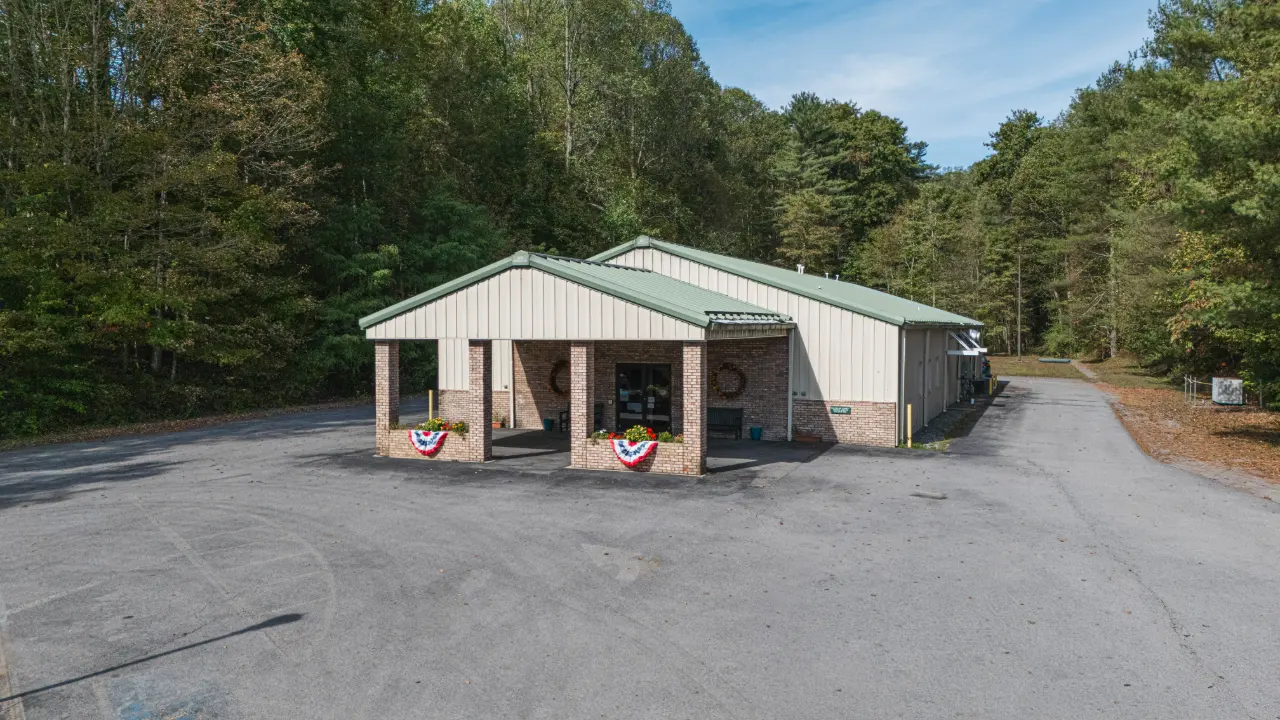 Outside of Summersville Senior Center