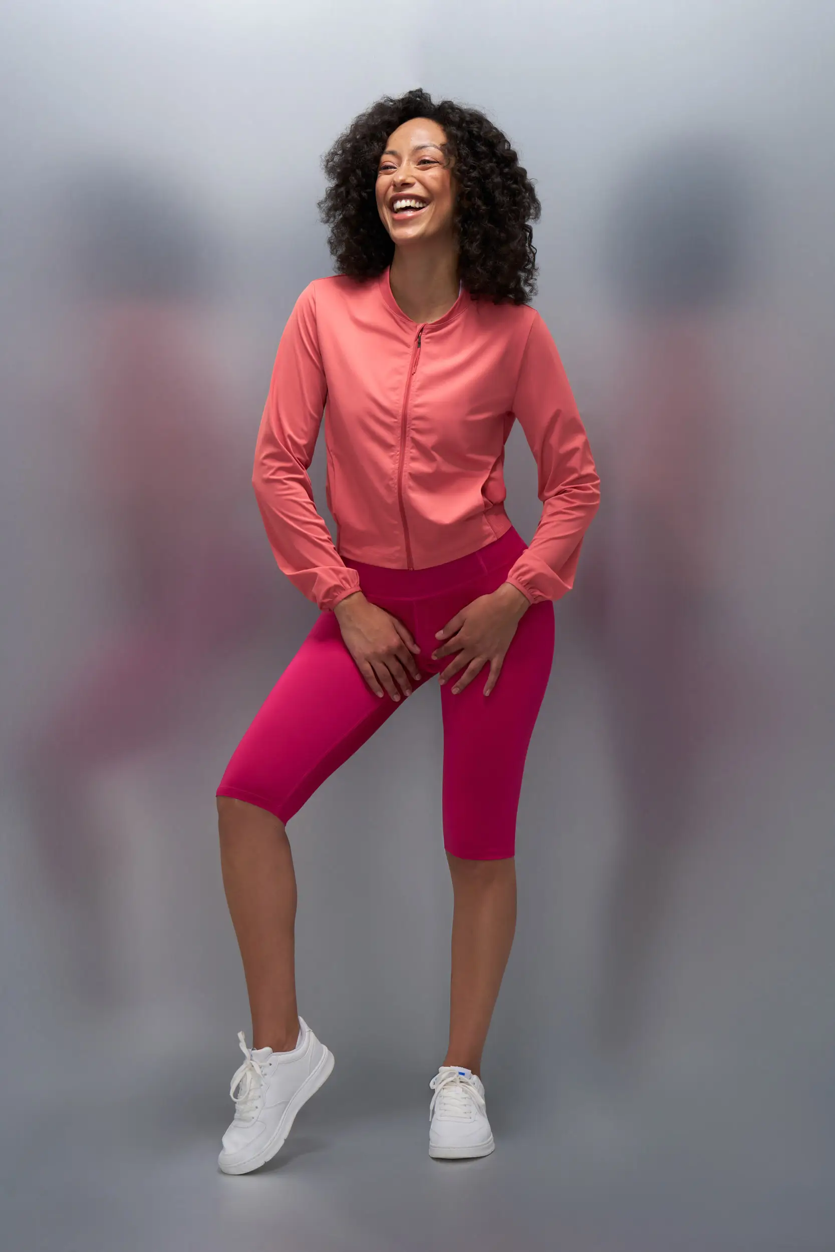 Air Light Zip Jacket & 360 Storage Capri