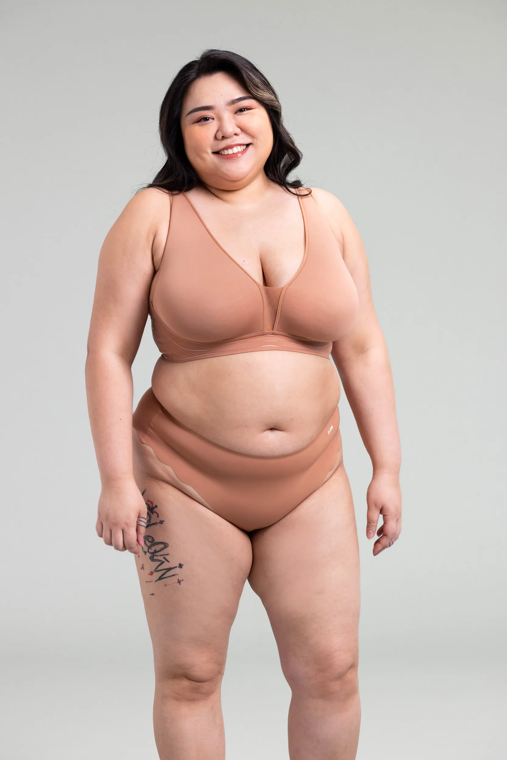 Flex Spacer Wireless & No VPL Scallop Edged Thong