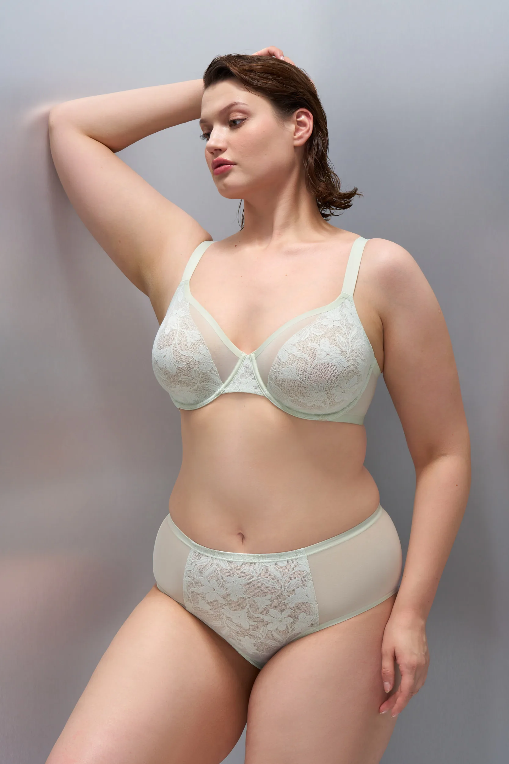 Bonded Laced Unlined Wired Bra & Bonded Cheeky Panty
