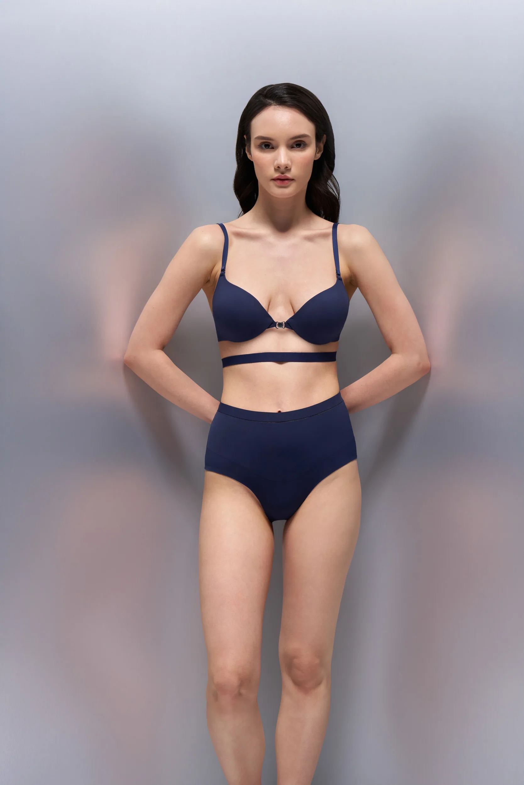 Convertible Bra & Bonded Mid-waisted Cheeky Panty
