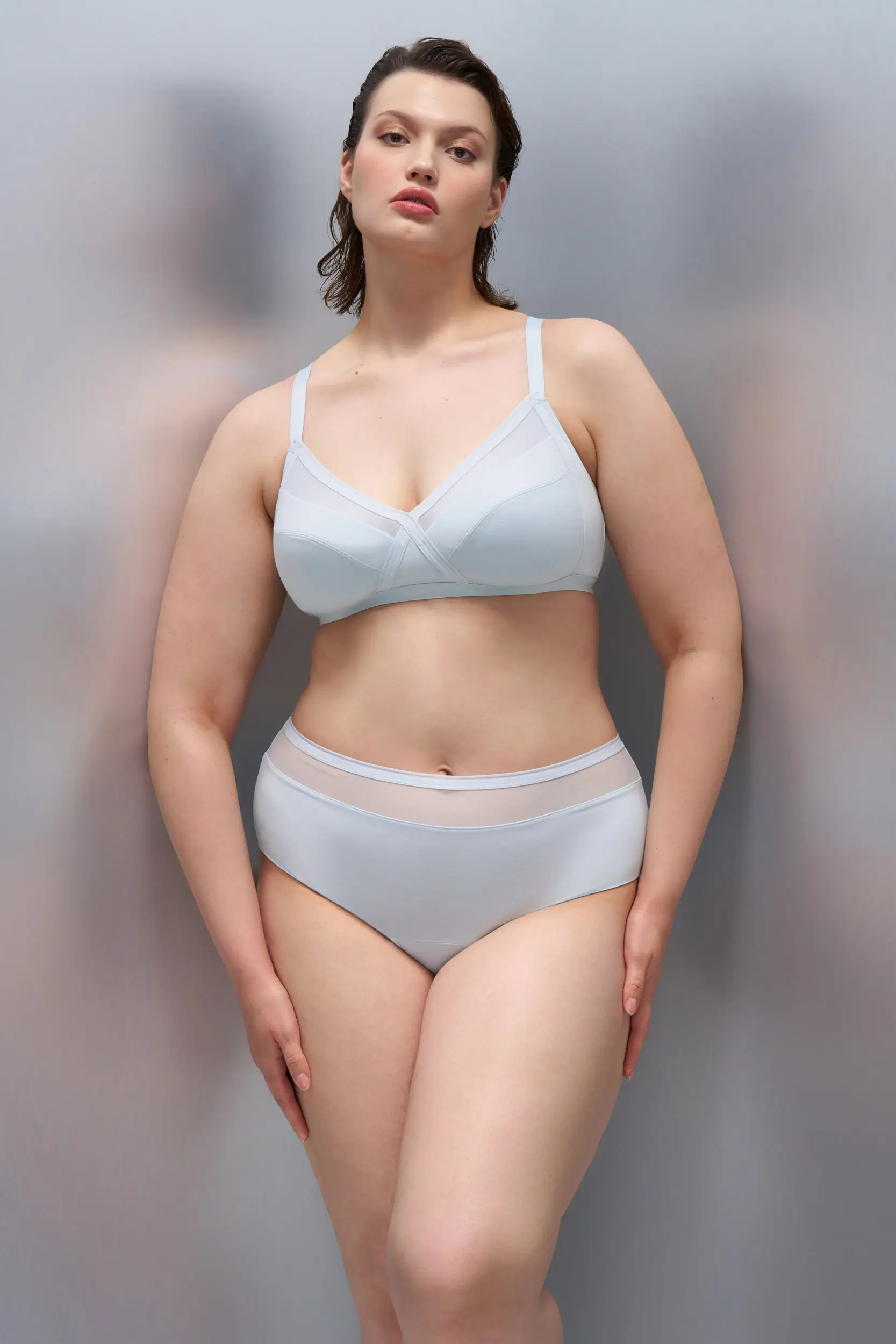 Unlined Wireless Bra & High-waisted Hipster