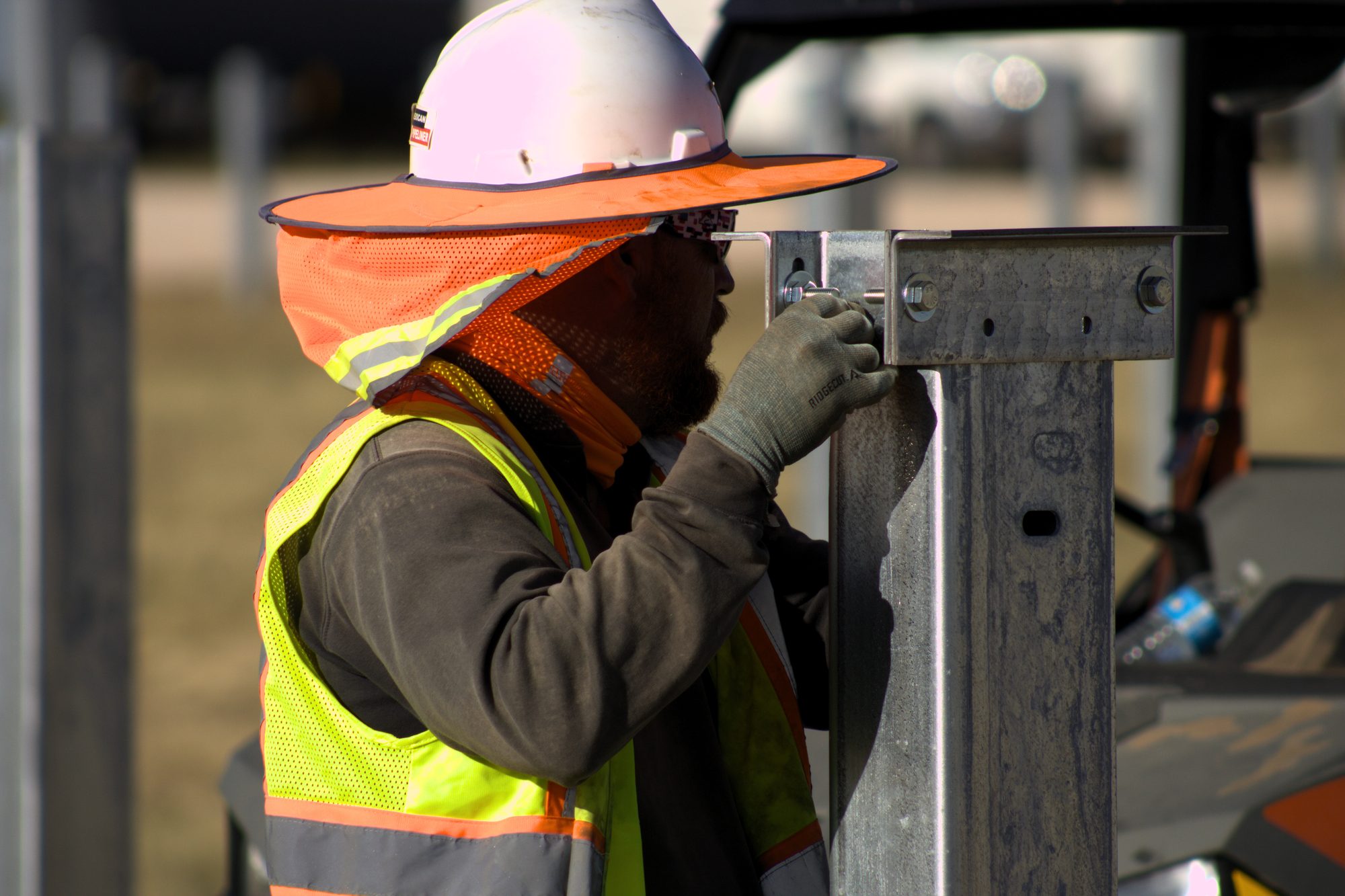 Battery energy storage system installation on-site