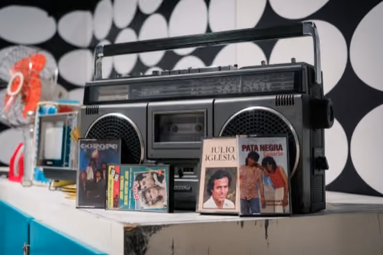 Nostalgic memorabilia from Yo fui a EGB exhibition