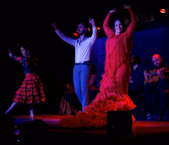 Espectáculo de flamenco en el Tablao Flamenco 1911