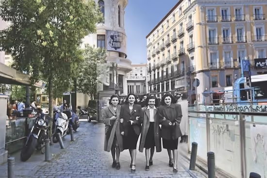 Urban life in Jacinto Benavente Square