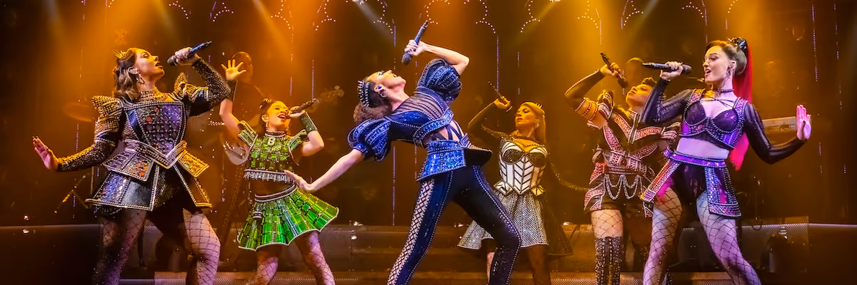 Female performers in the SIX the musical show in Madrid