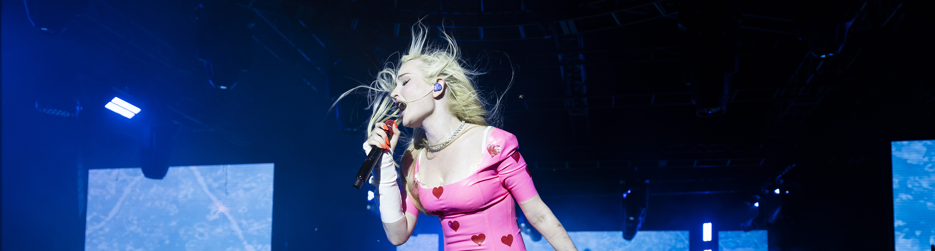 Kim Petras performing at Wonderland
