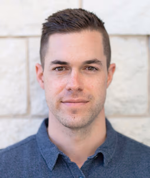 portrait photo of chris stauffer