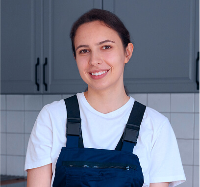 Medium Shot Woman Cleaning Home