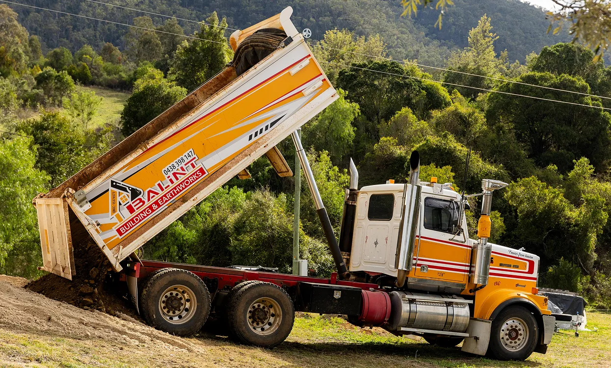 Balint Building & Earthworks tipper truck transporting materials for earthworks in Warwick QLD