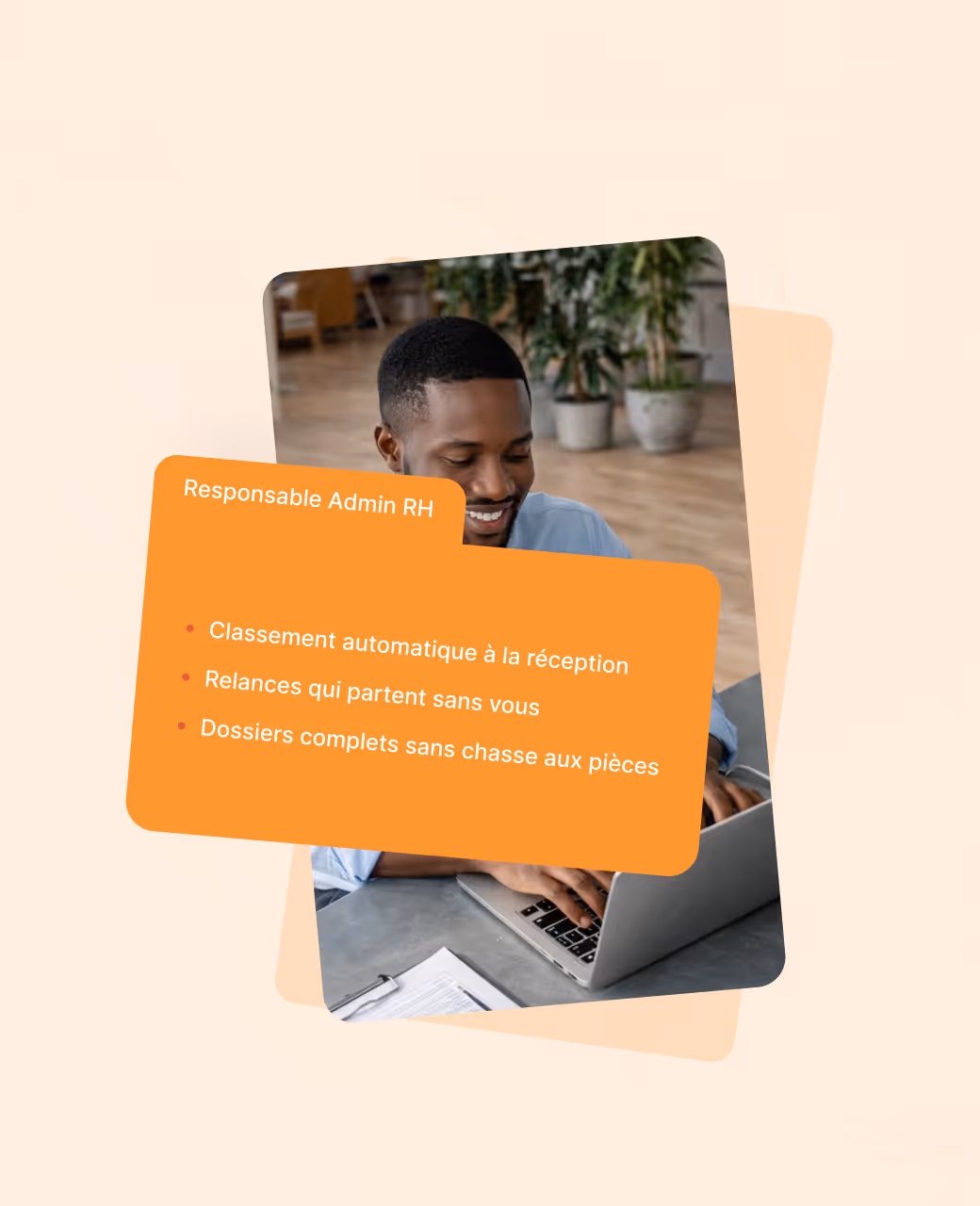 Smiling man working on laptop at desk with an overlay listing HR admin responsibilities in French.