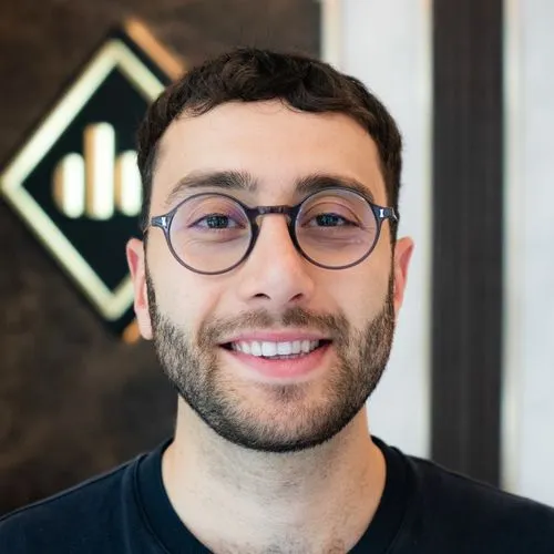 Dr Andrew Toma