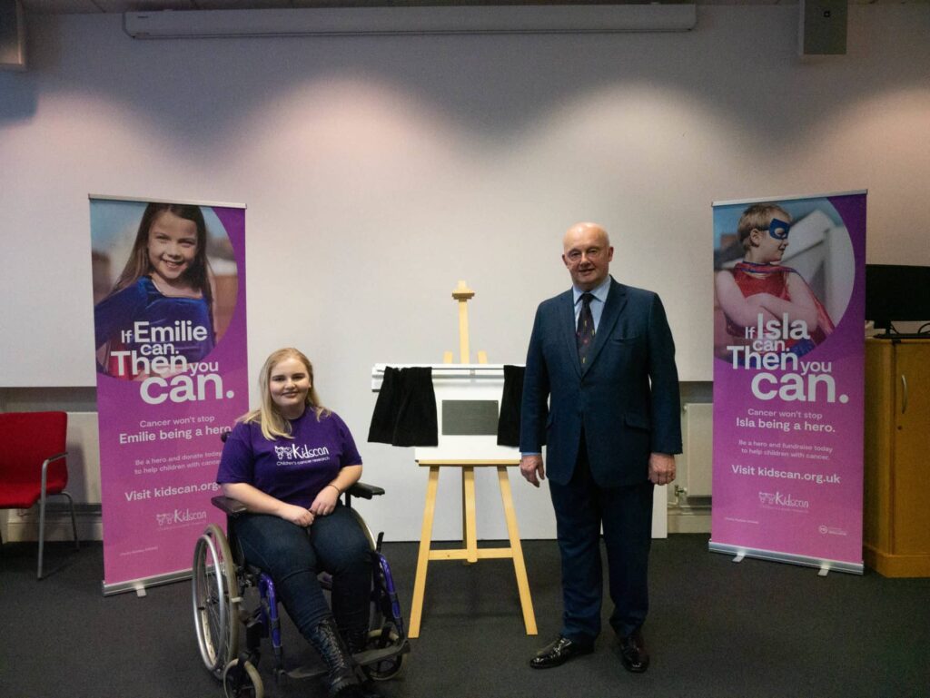 Lord-Lieutenant-Sir-Warren-Smith-becomes-Kidscans-first-patron-2