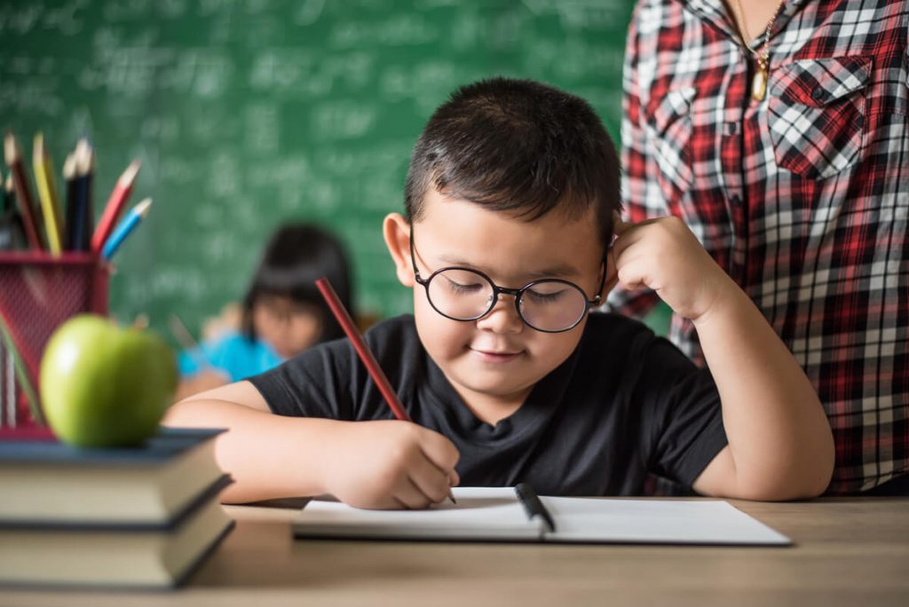 Escritura y recreacion de narraciones