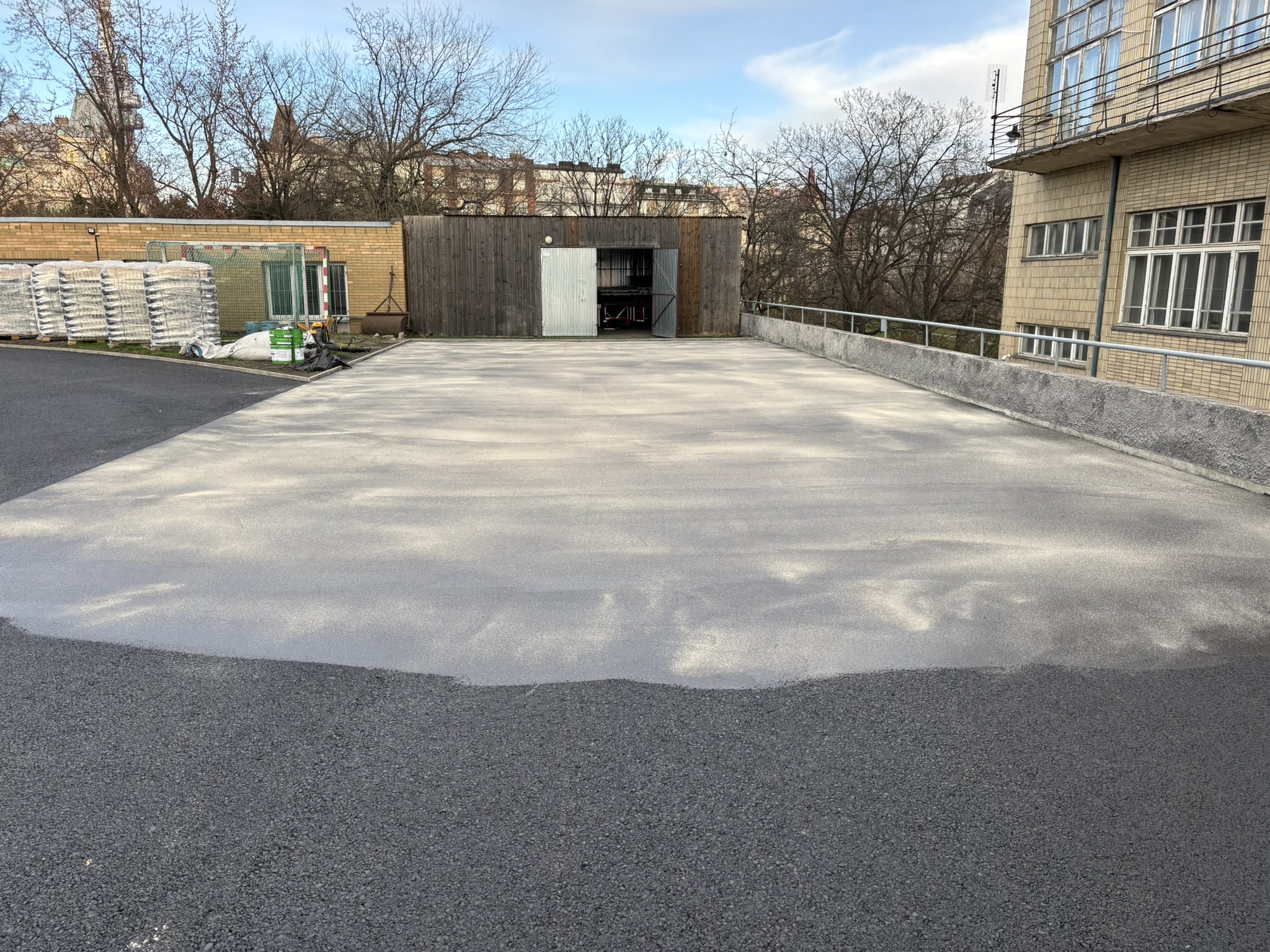 Hydroizolácia bežeckého oválu – Vinohrady