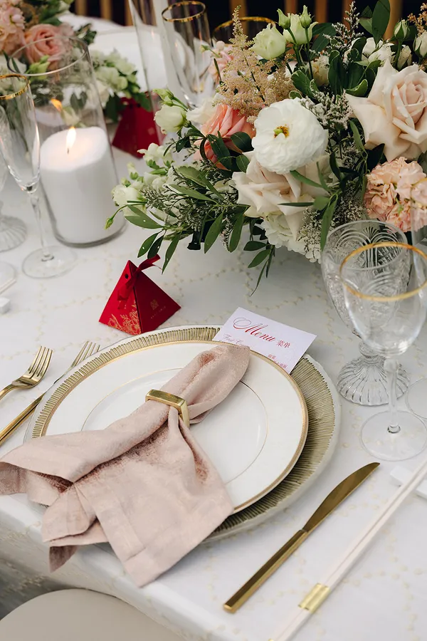 A tablescape styled by Bartleby & Sage at 620 Loft & Garden.
