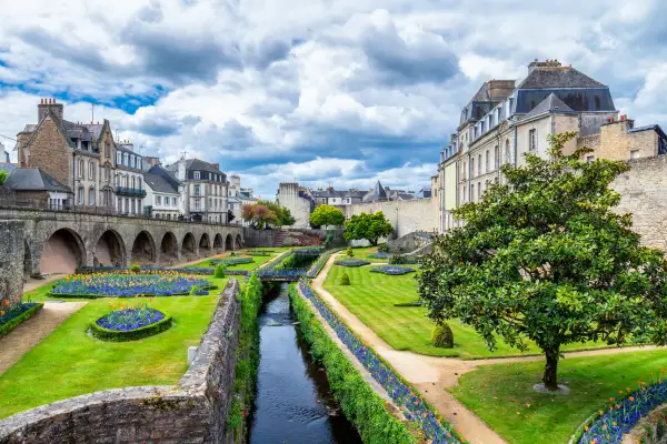 Vannes (56)