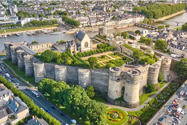 Angers (49)