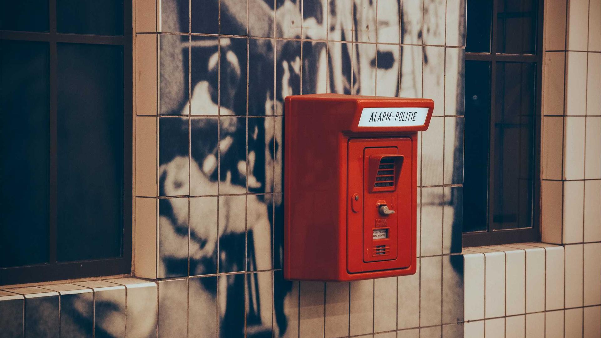 Les Montages-I (placeholder · Photo via Unsplash/Picsum)