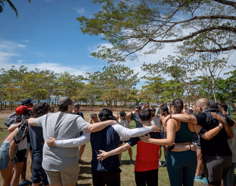 Decentralized Masters event members building relationships