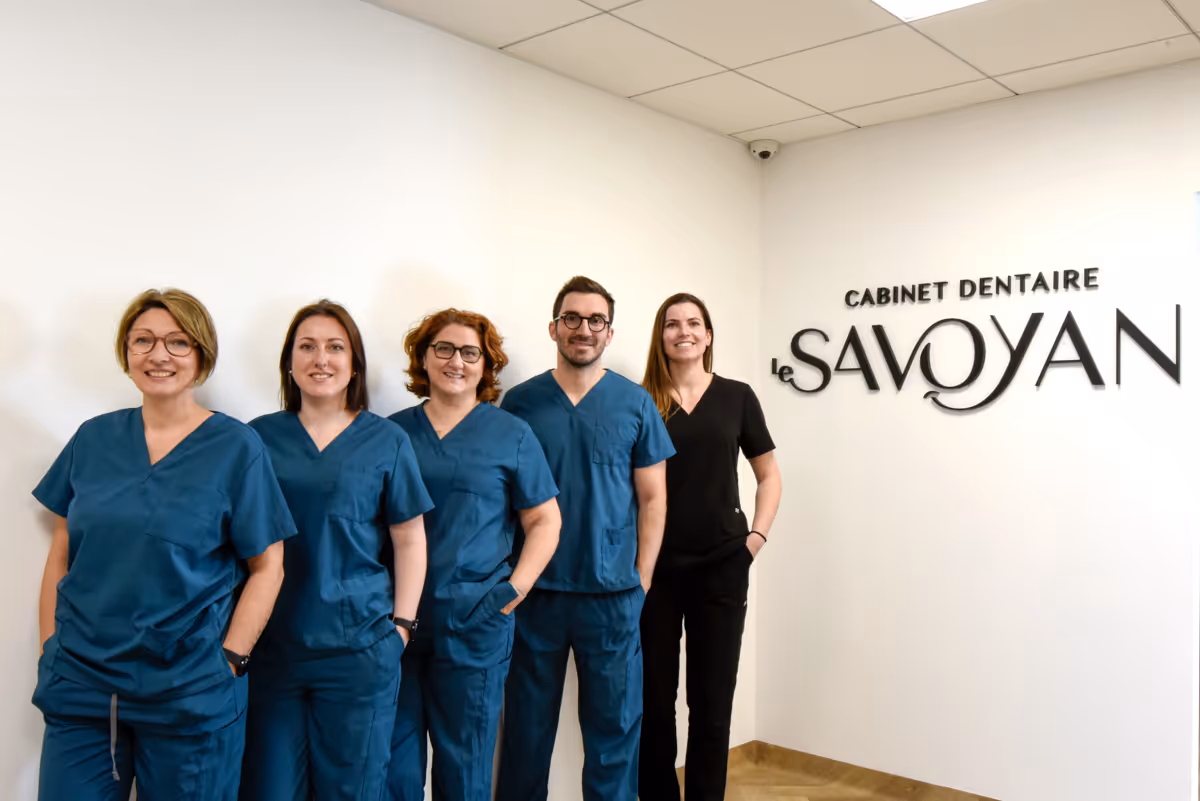 Toute l'équipe du cabinet dentaire Le Savoyan