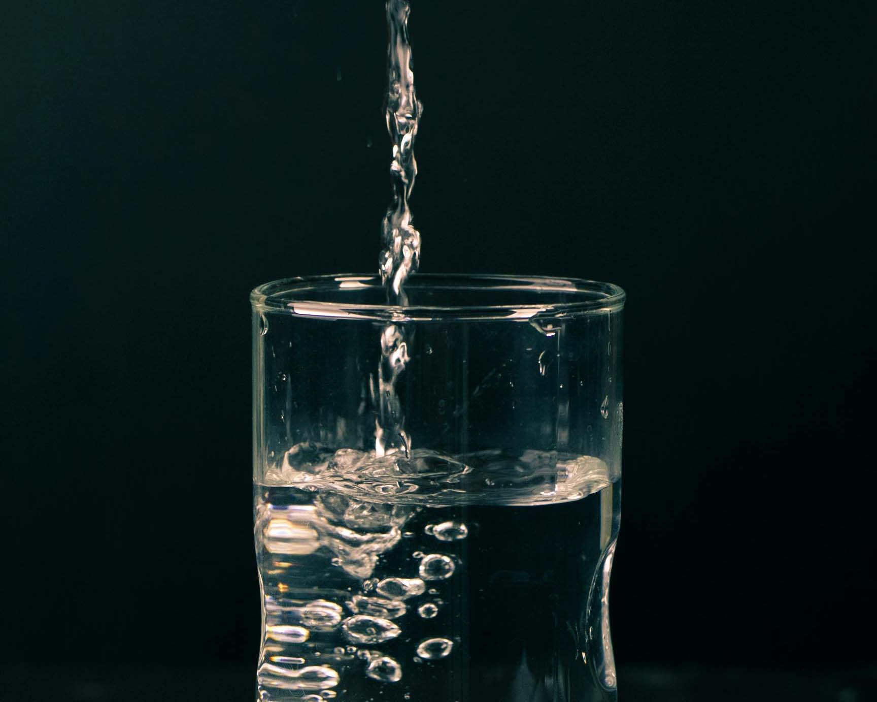 Hotel Viking Newport Rhode Island guest room water carafe and filtered water station sustainable hydration