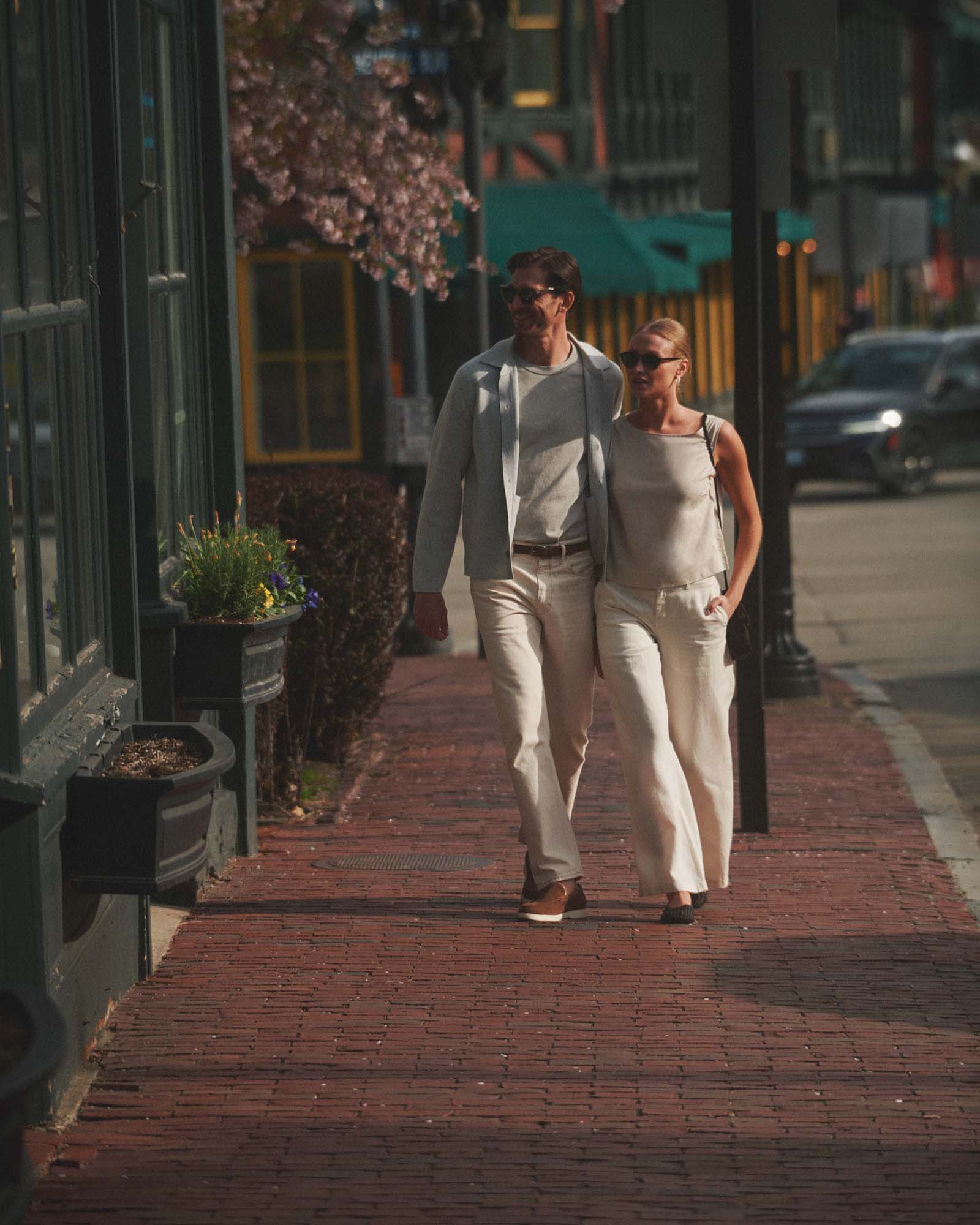 Window shopping boutiques and retail displays at Hotel Viking Newport Rhode Island