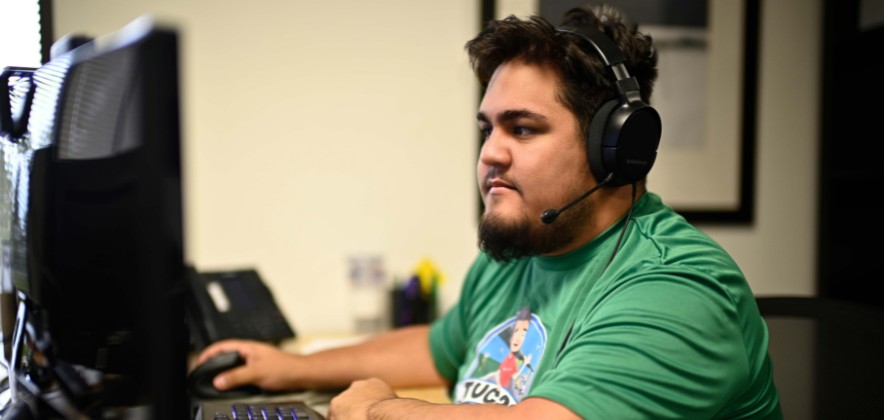 Zach on a support call with a TopoDOT user