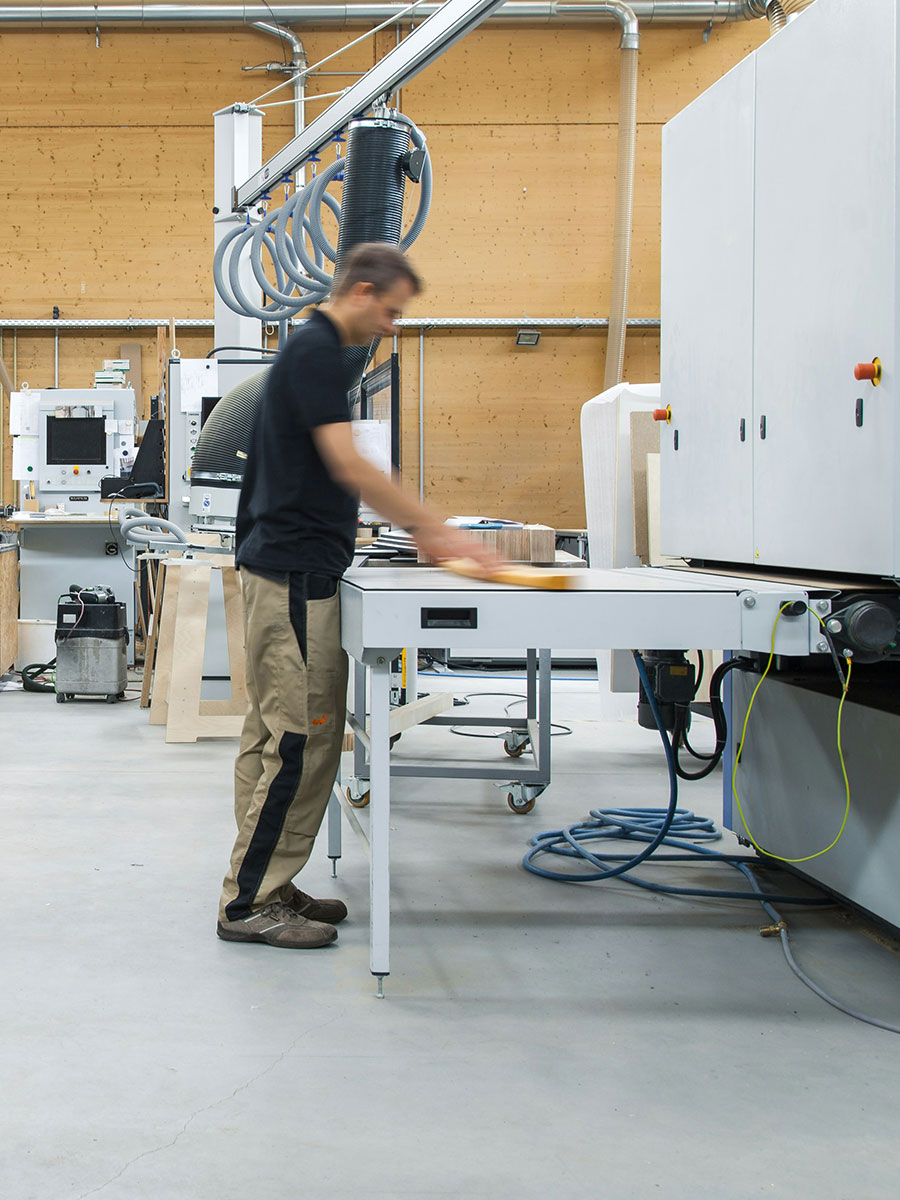 Sourcing & Manufacturing