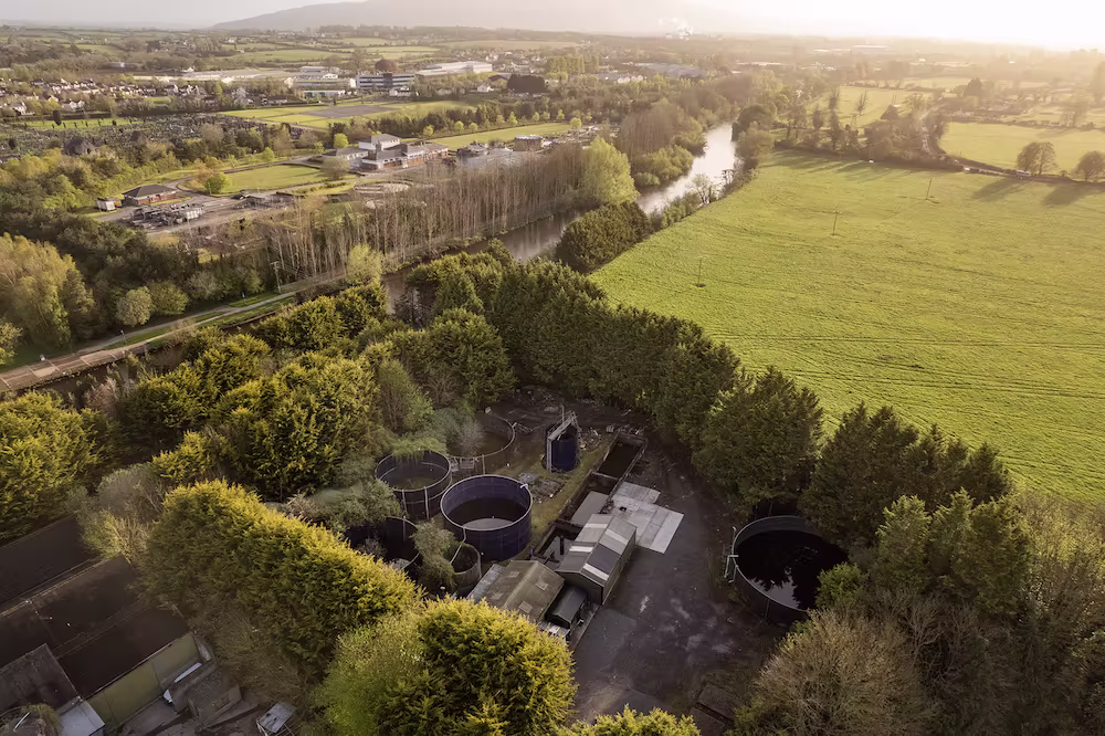 [background image] image of open office space (for a nonprofit & charity).