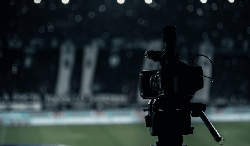 Cámara grabando un partido de fútbol | Mejores películas deportivas