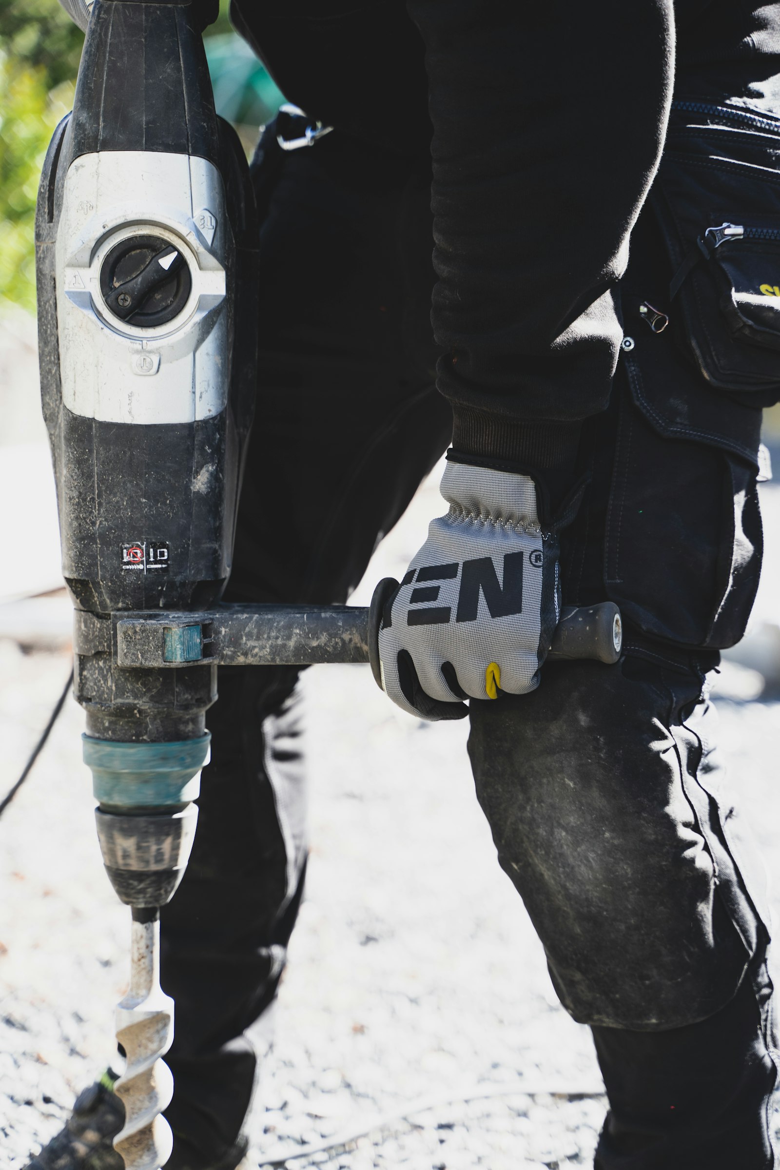 Trapani Electric technician performing an emergency electrical repair