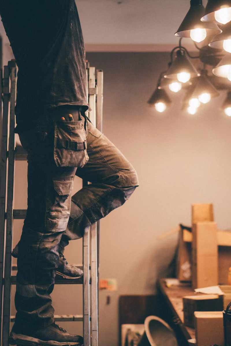 Electrician responding to an emergency electrical repair