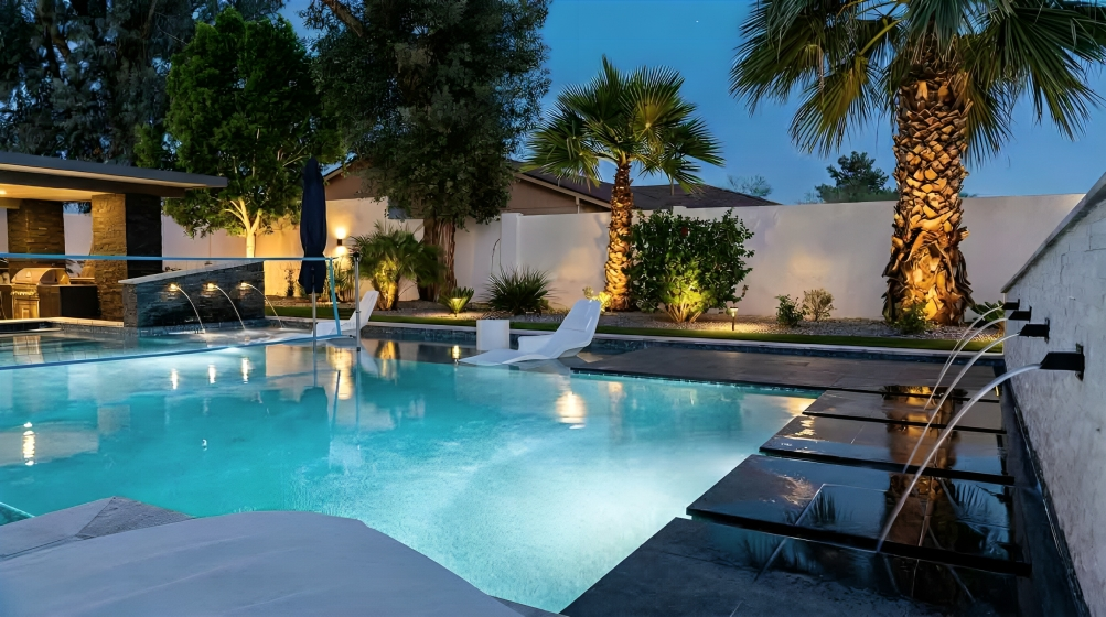 Custom pool design for Arizona homes