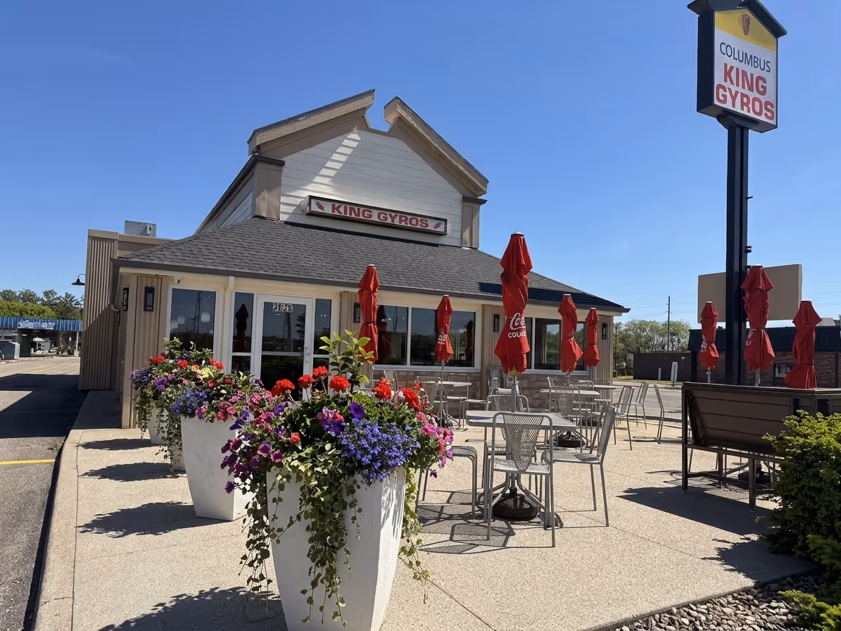 king gyros restaurant pictured outside