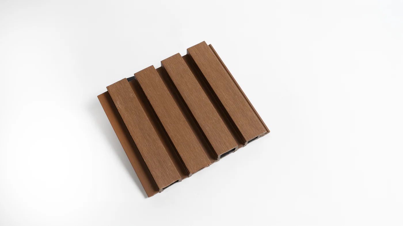 Lambrin WPC Exterior Teca