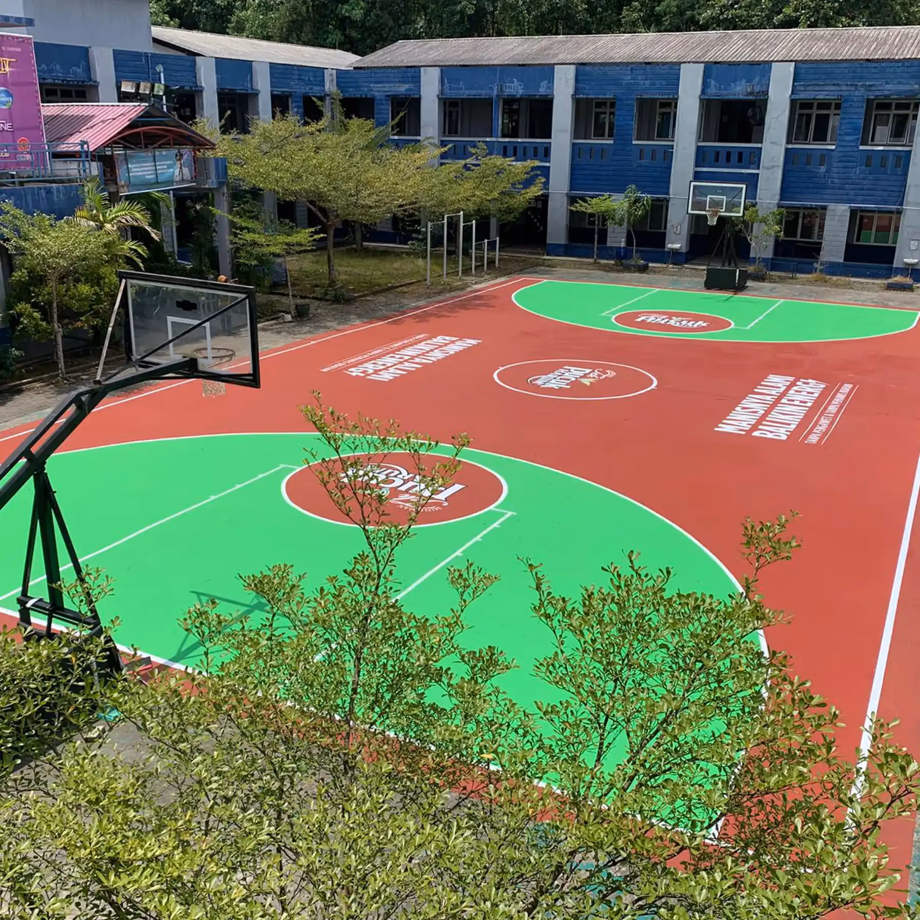 Mural Branding Teh Pucuk Lapangan Basket SMAN 1 Samarinda
