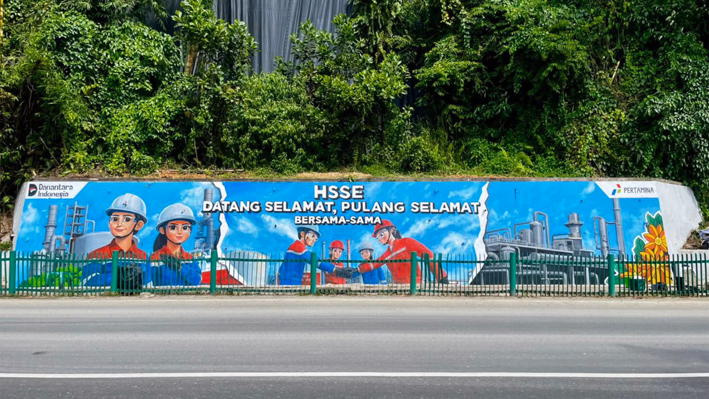 Mural Pertamina RU V Balikpapan