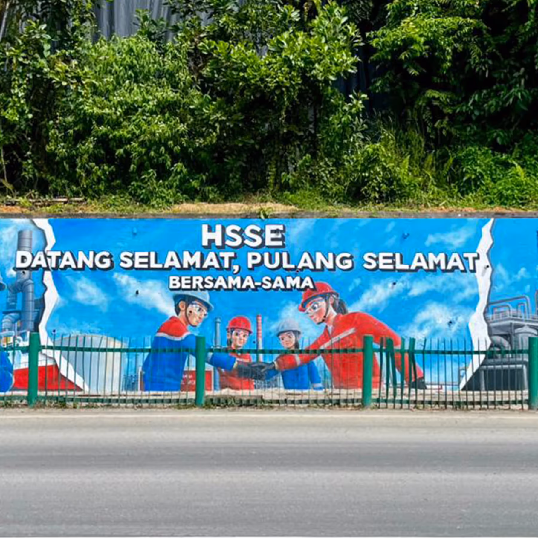 Mural Pertamina RU V Balikpapan Jalan Pulang